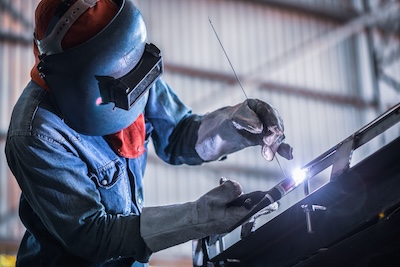 Tig welder uses a filler rod while joining sections