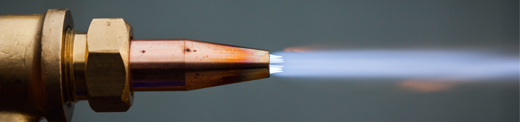 Adjusting the flame on a cutting torch